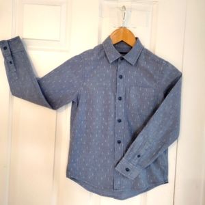 (A14) Boys size 7/8 shirt from The Place...